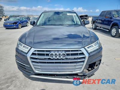 Piąte zdjęcie samochodu w środku: 2020 AUDI Q5 PREMIUM PLUS VIN:WA1BNAFY3L2051055 - miniatura