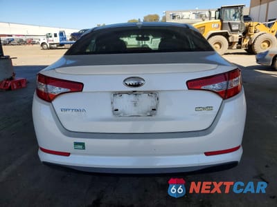 Zdjęcie 6 z 12 samochodu: 2013 KIA OPTIMA HYBRID LX VIN:KNAGM4AD1D5041447 - miniatura