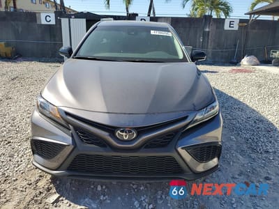 Piąte zdjęcie samochodu w środku: 2024 TOYOTA CAMRY SE VIN:4T1T11AK9RU916712 - miniatura