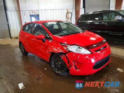 Czwarte zdjęcie samochodu z boku: 2013 FORD FIESTA SE VIN:3FADP4EJ4DM216917 - miniatura