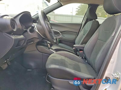 Zdjęcie 7 z 12 samochodu: 2019 NISSAN KICKS S VIN:3N1CP5CU0KL559187 - miniatura