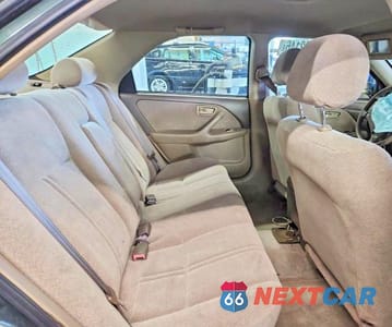 Zdjęcie 10 z 12 samochodu: 2001 TOYOTA CAMRY LE VIN:4T1BG22K91U819903 - miniatura