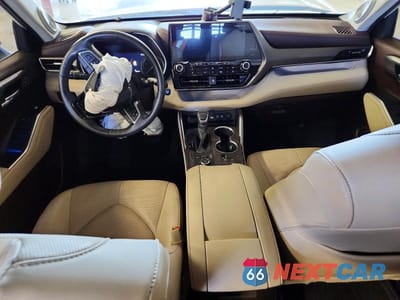 Zdjęcie 8 z 13 samochodu: 2020 TOYOTA HIGHLANDER LIMITED VIN:5TDDZRBH7LS005079 - miniatura