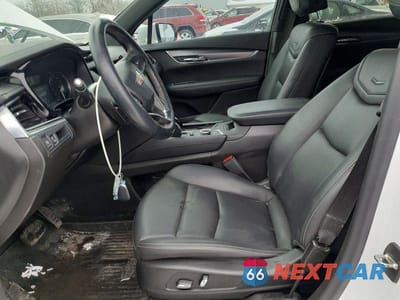 Zdjęcie 7 z 12 samochodu: 2023 CADILLAC XT6 LUXURY VIN:1GYKPBR45PZ172434 - miniatura