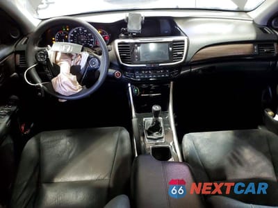 Zdjęcie 8 z 12 samochodu: 2017 HONDA ACCORD EX VIN:1HGCR2E78HA052102 - miniatura