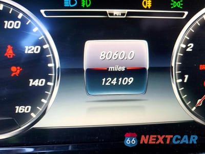 Zdjęcie 9 z 13 samochodu: 2015 MERCEDES-BENZ S 550 4MATIC VIN:WDDUG8FB3FA148981 - miniatura