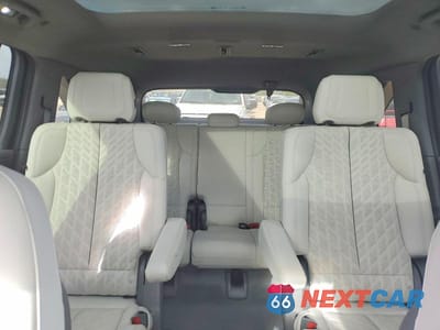 Zdjęcie 10 z 14 samochodu: 2025 CADILLAC ESCALADE IQ SPORT-1 VIN:1GYTEEKL8SU108083 - miniatura
