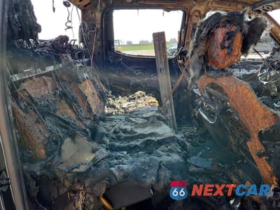 Zdjęcie 10 z 11 samochodu: 2024 GMC SIERRA C1500 DENALI VIN:3GTPHGED2RG457963 - miniatura