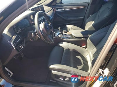 Zdjęcie 7 z 12 samochodu: 2023 BMW 530E VIN:WBA13AG09PCM42255 - miniatura