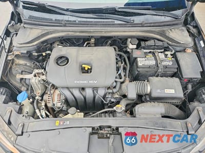 Zdjęcie 11 z 13 samochodu: 2017 HYUNDAI ELANTRA LIMITED VIN:KMHD84LF4HU070621 - miniatura