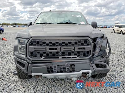 Piąte zdjęcie samochodu w środku: 2018 FORD F150 RAPTOR VIN:1FTFW1RG7JFC44659 - miniatura