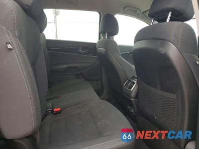 Zdjęcie 11 z 13 samochodu: 2017 KIA SORENTO LX V6 VIN:5XYPGDA5XHG302994 - miniatura