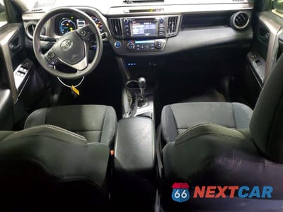 Zdjęcie 8 z 12 samochodu: 2018 TOYOTA RAV4 HYBRID LE VIN:JTMRJREV0JD216146 - miniatura