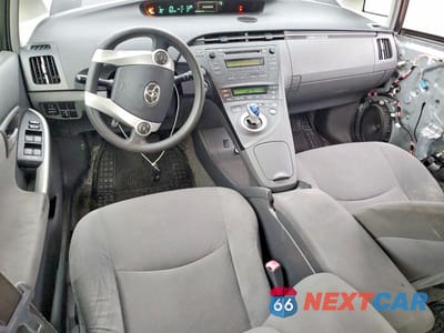 Zdjęcie 8 z 11 samochodu: 2011 TOYOTA PRIUS TWO VIN:JTDKN3DU5B5333017 - miniatura