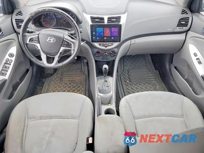 Zdjęcie 8 z 12 samochodu: 2012 HYUNDAI ACCENT SE VIN:KMHCU5AE2CU006450 - miniatura