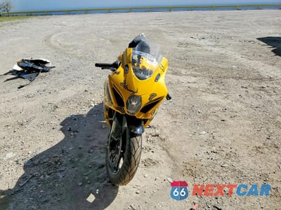 Drugie zdjęcie samochodu z przodu: 2020 SUZUKI GSX-R1000 VIN:JS1DM11B2L7100361 - miniatura