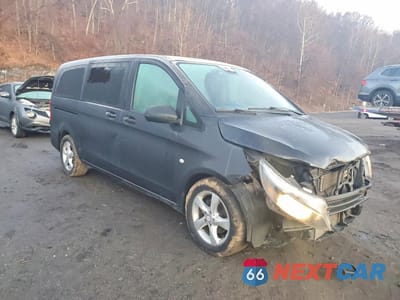 Czwarte zdjęcie samochodu z boku: 2017 MERCEDES-BENZ METRIS VIN:WD4PG2EE6H3305836 - miniatura