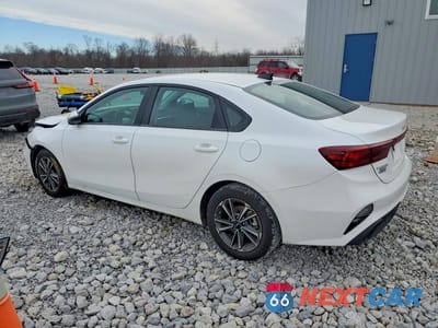 Drugie zdjęcie samochodu z przodu: 2024 KIA FORTE LXS VIN:3KPF24AD6RE759592 - miniatura