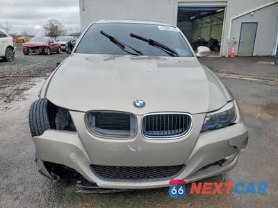Piąte zdjęcie samochodu w środku: 2010 BMW 328 I VIN:WBAPH7G53ANM49546 - miniatura