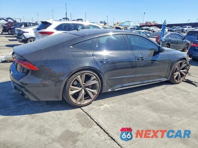 Trzecie zdjęcie samochodu z tyłu: 2021 AUDI RS7 VIN:WUAPCBF27MN904854 - miniatura