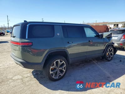 Trzecie zdjęcie samochodu z tyłu: 2023 RIVIAN R1S LAUNCH EDITION VIN:7PDSGABLXPN009490 - miniatura