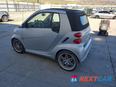 Drugie zdjęcie samochodu z przodu: 2009 SMART FORTWO PASSION VIN:WMEEK31X79K244552 - miniatura