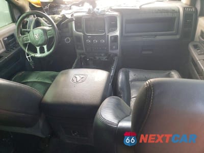 Zdjęcie 8 z 11 samochodu: 2013 RAM 2500 ST VIN:3C6UR5CL0DG557607 - miniatura