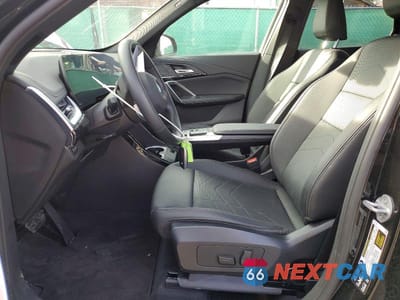Zdjęcie 7 z 11 samochodu: 2025 BMW X1 XDRIVE28I VIN:WBX73EF01S5237860 - miniatura