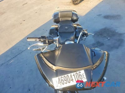 Piąte zdjęcie samochodu w środku: 2019 HARLEY DAVIDSON FLTRX VIN:1HD1KHC1XKB683638 - miniatura