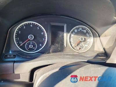 Zdjęcie 9 z 13 samochodu: 2015 VOLKSWAGEN TIGUAN S VIN:WVGAV7AX3FW542995 - miniatura