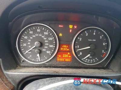 Zdjęcie 9 z 11 samochodu: 2006 BMW 325 I VIN:WBAVB13506KR57705 - miniatura