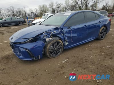 2025 TOYOTA CAMRY XSE 4T1DAACKXSU064586 - główne zdjęcie licytacji z USA - miniatura
