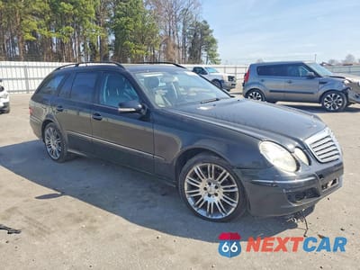 Czwarte zdjęcie samochodu z boku: 2008 MERCEDES-BENZ E 350 4MATIC WAGON VIN:WDBUH87X68B212556 - miniatura