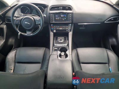 Zdjęcie 8 z 12 samochodu: 2017 JAGUAR F-PACE PREMIUM VIN:SADCJ2BV6HA493854 - miniatura