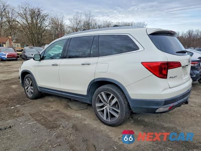 Drugie zdjęcie samochodu z przodu: 2017 HONDA PILOT TOURING VIN:5FNYF6H97HB092485 - miniatura