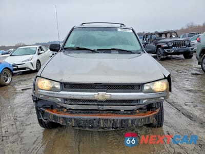 Piąte zdjęcie samochodu w środku: 2006 CHEVROLET TRAILBLAZER LS VIN:1GNDT13S162138193 - miniatura