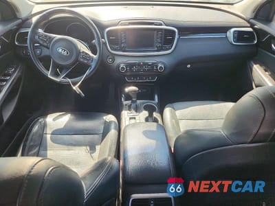 Zdjęcie 8 z 12 samochodu: 2017 KIA SORENTO EX V6 VIN:5XYPHDA52HG244361 - miniatura