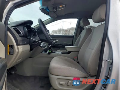 Zdjęcie 7 z 13 samochodu: 2015 KIA SEDONA LX VIN:KNDMB5C17F6061123 - miniatura
