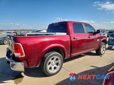Trzecie zdjęcie samochodu z tyłu: 2018 RAM 1500 LARAMIE 4WD 3.0L V6 TDSL VIN:1C6RR7NM3JS231991 - miniatura