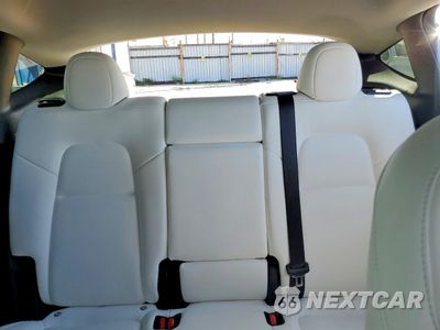 Zdjęcie 10 z 14 samochodu: 2024 TESLA MODEL Y VIN:7SAYGDEE6RA247869 - miniatura
