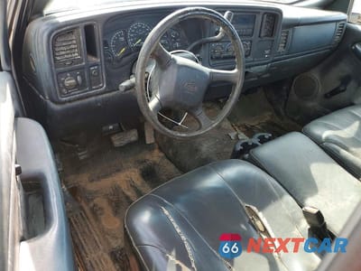 Zdjęcie 8 z 12 samochodu: 2001 CHEVROLET SILVERADO C1500 VIN:1GCEC14W71Z136897 - miniatura