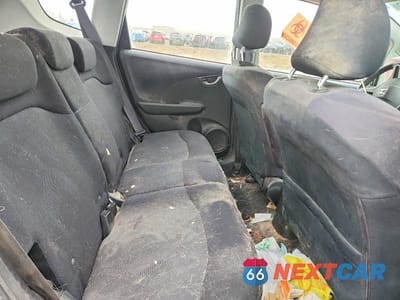 Zdjęcie 10 z 11 samochodu: 2010 HONDA FIT SPORT VIN:JHMGE8H48AS023312 - miniatura