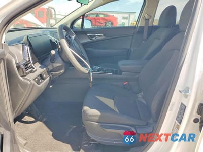 Zdjęcie 7 z 13 samochodu: 2025 KIA SPORTAGE HYBRID LX VIN:KNDPU3DG5S7223852 - miniatura