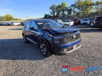 Trzecie zdjęcie samochodu z tyłu: 2025 NISSAN KICKS SV VIN:3N8AP6CA2SL300124 - miniatura