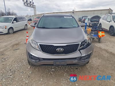 Piąte zdjęcie samochodu w środku: 2015 KIA SPORTAGE LX VIN:KNDPB3AC8F7711609 - miniatura