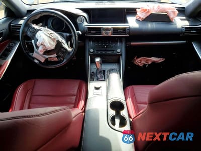 Zdjęcie 8 z 11 samochodu: 2017 LEXUS IS 300 BASE VIN:JTHCM1D22H5024705 - miniatura