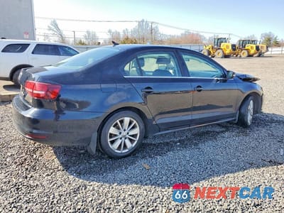 Trzecie zdjęcie samochodu z tyłu: 2016 VOLKSWAGEN JETTA SE VIN:3VWD67AJ7GM374531 - miniatura