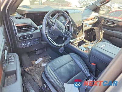 Zdjęcie 8 z 14 samochodu: 2025 GMC YUKON XL DENALI VIN:1GKS2JRL7SR220308 - miniatura