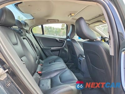 Zdjęcie 10 z 11 samochodu: 2015 VOLVO S60 PREMIER VIN:YV1612TB2F1316495 - miniatura