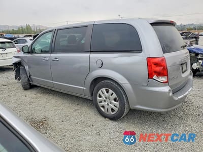 Drugie zdjęcie samochodu z przodu: 2018 DODGE GRAND CARAVAN SE VIN:2C4RDGBG6JR161278 - miniatura